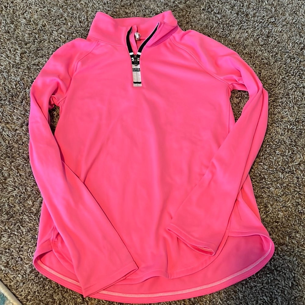 Girls Under Armour zip up pull over.
